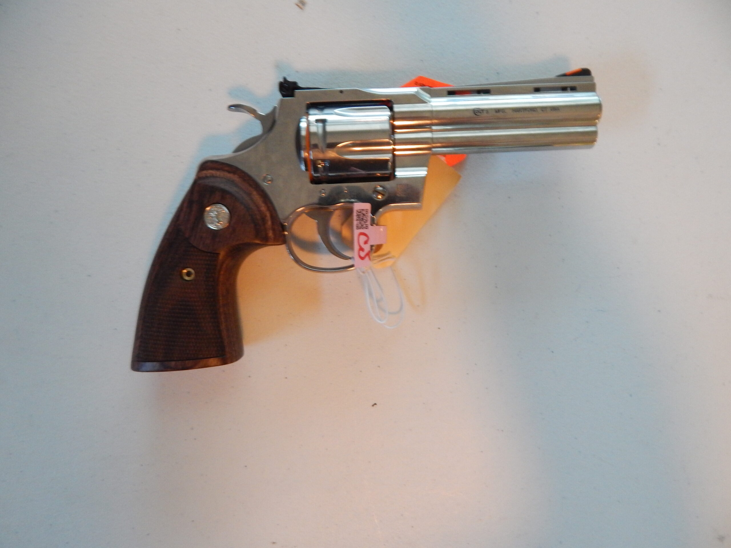 Colt Python 357 Mag Wood grips SS