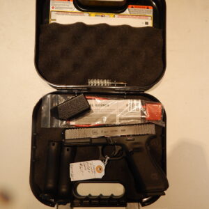 USED Glock G17 G5 9mm w box and backstraps 1 mag